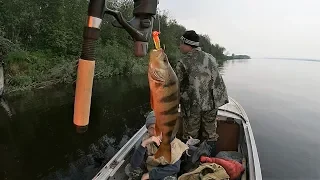 РЫБАЛКА НА УДОЧКУ ПО БОЛЬШОЙ ВОДЕ