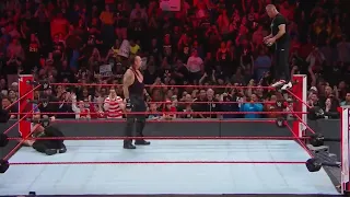 Roman Reigns Vs Shane McMahon & Drew McIntyre - WWE Raw 24/06/2019 (En Español)