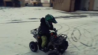 Mini ATV snow drift