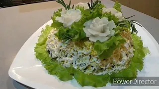 Нежный и обворожительный салат "Белые розы".На любой праздничный стол.