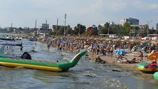 Третий пляж без медуз! Но с водорослями! Бердянск 31.07.2021 г. 4k.