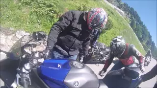 Yamaha R1 crash Stelvio pass