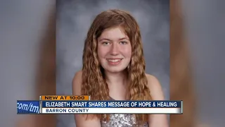 Elizabeth Smart visits Barron, Wis. to give advice to Jayme Closs' community