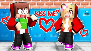 High School Girl Has a CRUSH on MAIZEN in Minecraft! - Parody Story(JJ and Mikey TV)