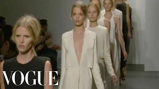 Calvin Klein Ready to Wear Spring 2011 Vogue Fashion Week Runway Show