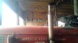 Massey Ferguson 65  Diesel  cold start.