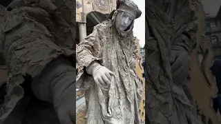 OMG Scary sculpture performer is holding my hand 🤯 #shorts #trending #viral #short