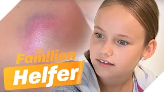 Lotta (10) hat überall blaue Flecken! Wer tut ihr das an? | Die Familienhelfer | SAT.1