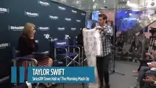 Taylor Swift Freaks Out For Cat Pajamas