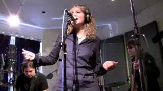 Joan Osborne "Shake Your Hips" Peak Performance