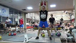 Полурывок двух гирь 32 кг Иван Денисов