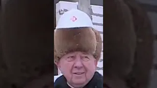 Депутат в шапке и каске.Техника безопасности по РУССКИ!