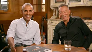 Barack Obama & Bruce Springsteen on The Graham Norton Show. 29 Oct 21.