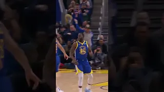 Draymond Green's FIRST BUCKET BACK & The Dubs crowd LOVES IT!💯 #shorts
