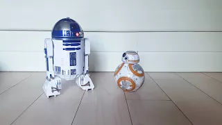 R2-D2 & BB-8, Talk to each other