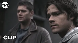 Supernatural: Sam and Dean Investigate Angel Murders - Season 2 [CLIP] | TNT