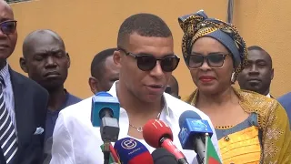 Mbappe 'honoured' to visit father's native Cameroon | AFP