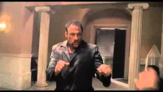 Van Damme vs Adkins  The Shepherd (El Patrullero)