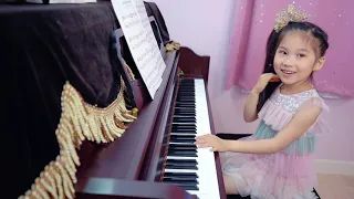 Franz Schubert, Valse Sentimentale Op 50, No.13  (cover by Bianca at 7years old)