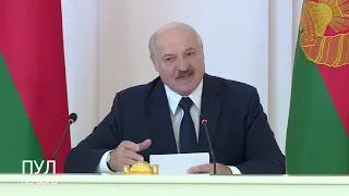 Лукашенко угрожает "Комсомолке" и радио "Свобода"