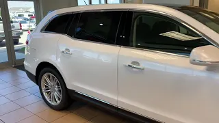 2019 Lincoln MKT Elite