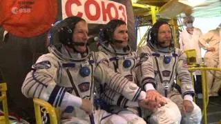 Tim Peake and crew preparing for launch