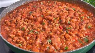 My Mexican Colleague taught Me How to Make the Best Chili Con Carne Recipe!