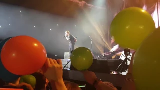 Ed Sheeran - Shape Of You - Accorhotel Arena