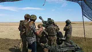 Shooting a 105mm Howitzer (uncut)