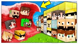 ONDA GIGANTE DI YOUTUBER CATTIVI CONTRO BASE DI YOUTUBERS BUONI! - Minecraft ITA