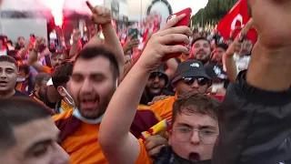 marseille fans galatasaray fans