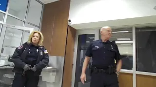 Rights violation at courthouse. Officer does not know Bill Of Rights.