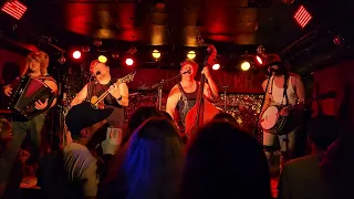 Thunderstruck - Steve N Seagulls - The Horseshoe Tavern - Toronto - 9.14.23