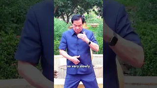 Simple and efficient abdominal breathing technique shown by Master Mantak Chia☯️