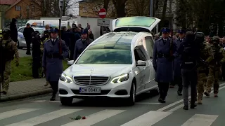 Żegnaj Kozi! - pogrzeb policjanta zastrzelonego w Wiszni Małej