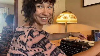 A new typewriter!!! (Royal De Luxe 1930s)