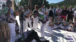 Mestre Negro Dinho E Mestre Pedrinho Angola ( Evento internacional do Grupo Nação Pernambuco França)