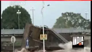 8 dead in floods after typhoon hits China