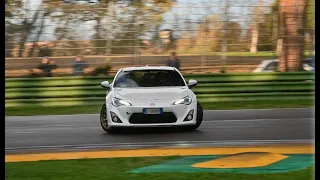 TOYOTA GT86 DRIFT - Driving backwards in Imola