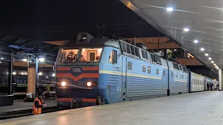 🇺🇦 "Гоголь Train" ЧС8-081 з поїздом D 238 "GogolTrain" Киев - Дніпро