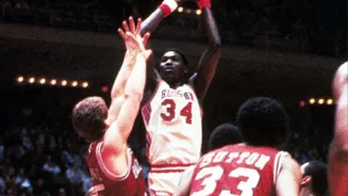 Hakeem Olajuwon vs Louisville (1983 Final Four)