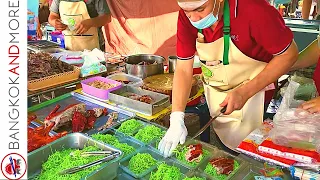 Taste the Best STREET FOOD Breakfast in Bangkok at 8 AM