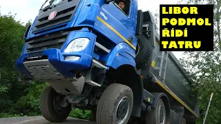 Libor PODMOL řídí speciál TATRA PHOENIX 8x8 v terénu!