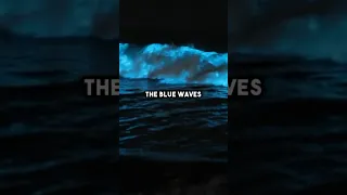 The Science of NEON BLUE WAVES in the Ocean