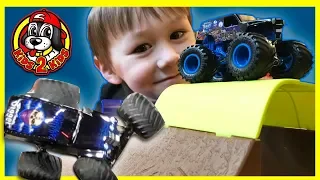 Monster Jam CHAMP RAMP FREESTYLE Toy Playset ft. Son-Uva Digger FREESTYLE SHOW HIGHLIGHTS