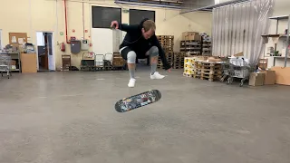 Fun skate session, new shoes, heelflip, varial heel, kickflips, ankle recovery mode