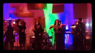 Stax Music Academy covers Anita Ward's "Ring My Bell" at STAXTACULAR!