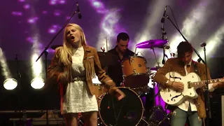 Laura van den Elzen & Mark Hoffmann with Band live at Truck Treff Kaunitz DSDS 2016 - TVOG