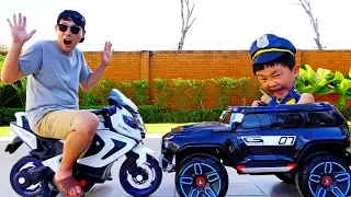 예준이의 경찰 직업체험 경찰 전동 자동차 슈퍼바이크 오토바이 장난감 놀이  Kids Police Power Wheels Car