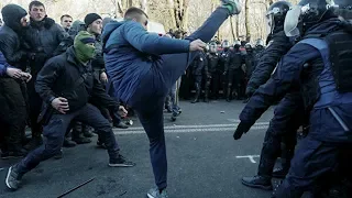 "Возьмите в долю". Кто выступает против земельной реформы на Украине